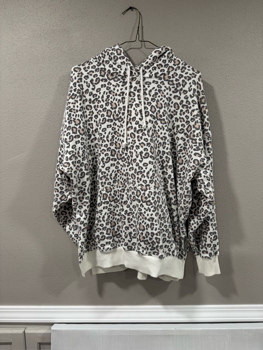 American Eagle Animal Print Oversized Hoodie